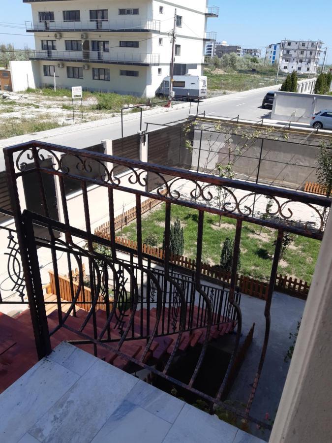 Casa Andrei Apartment นาโวดาริ ภายนอก รูปภาพ