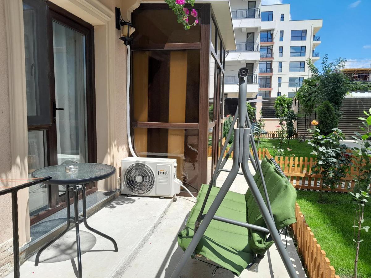 Casa Andrei Apartment นาโวดาริ ภายนอก รูปภาพ