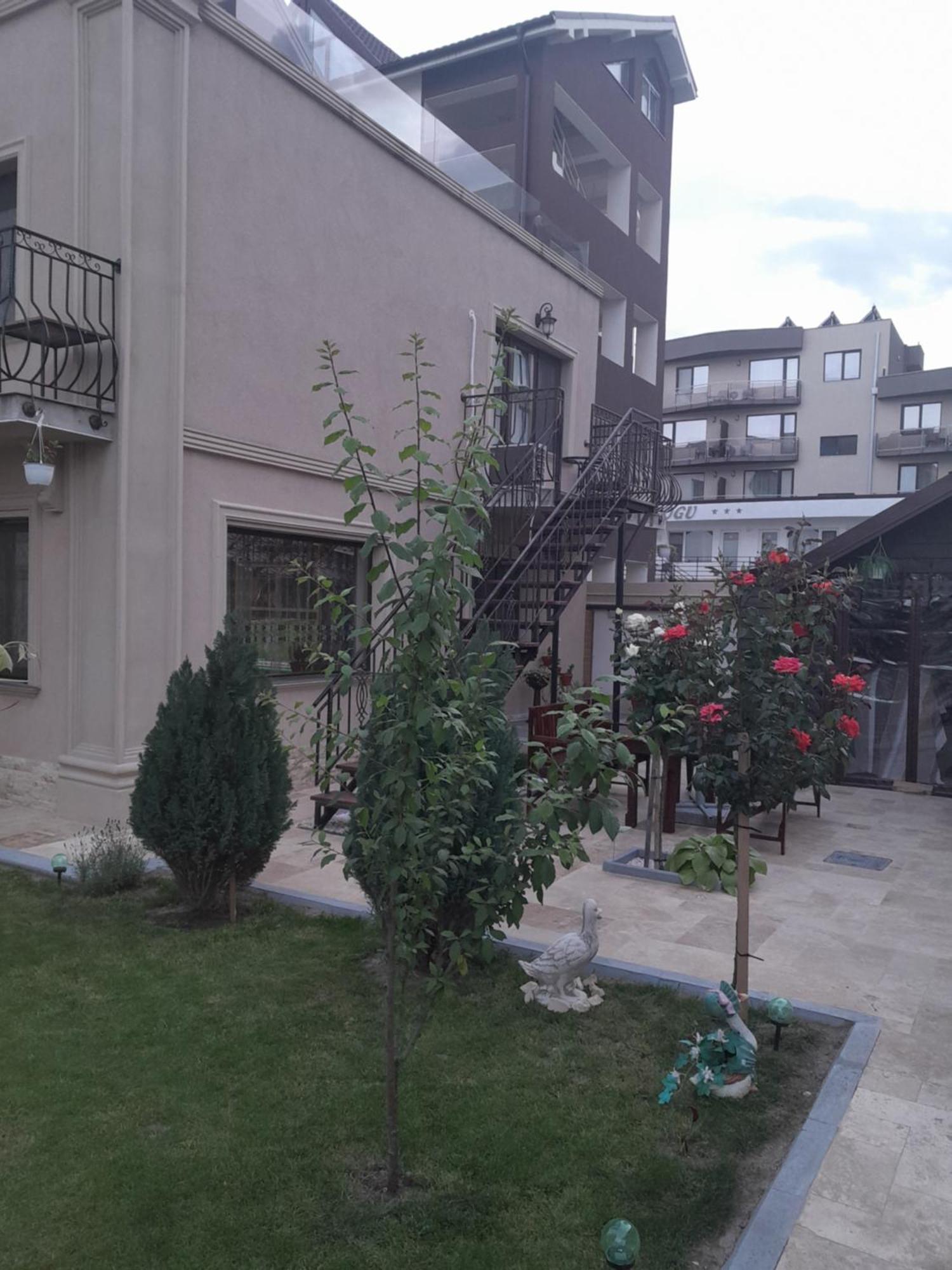 Casa Andrei Apartment นาโวดาริ ภายนอก รูปภาพ